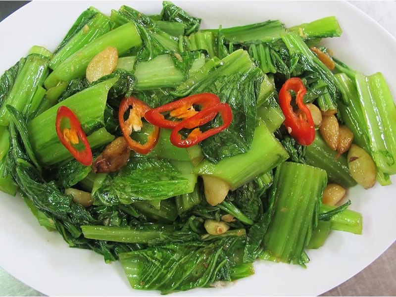 Cải xanh xào tỏi