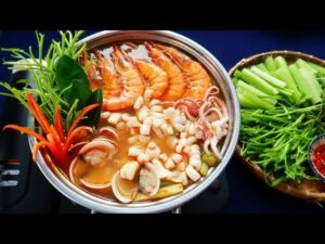 Lẩu thái hải sản chua cay